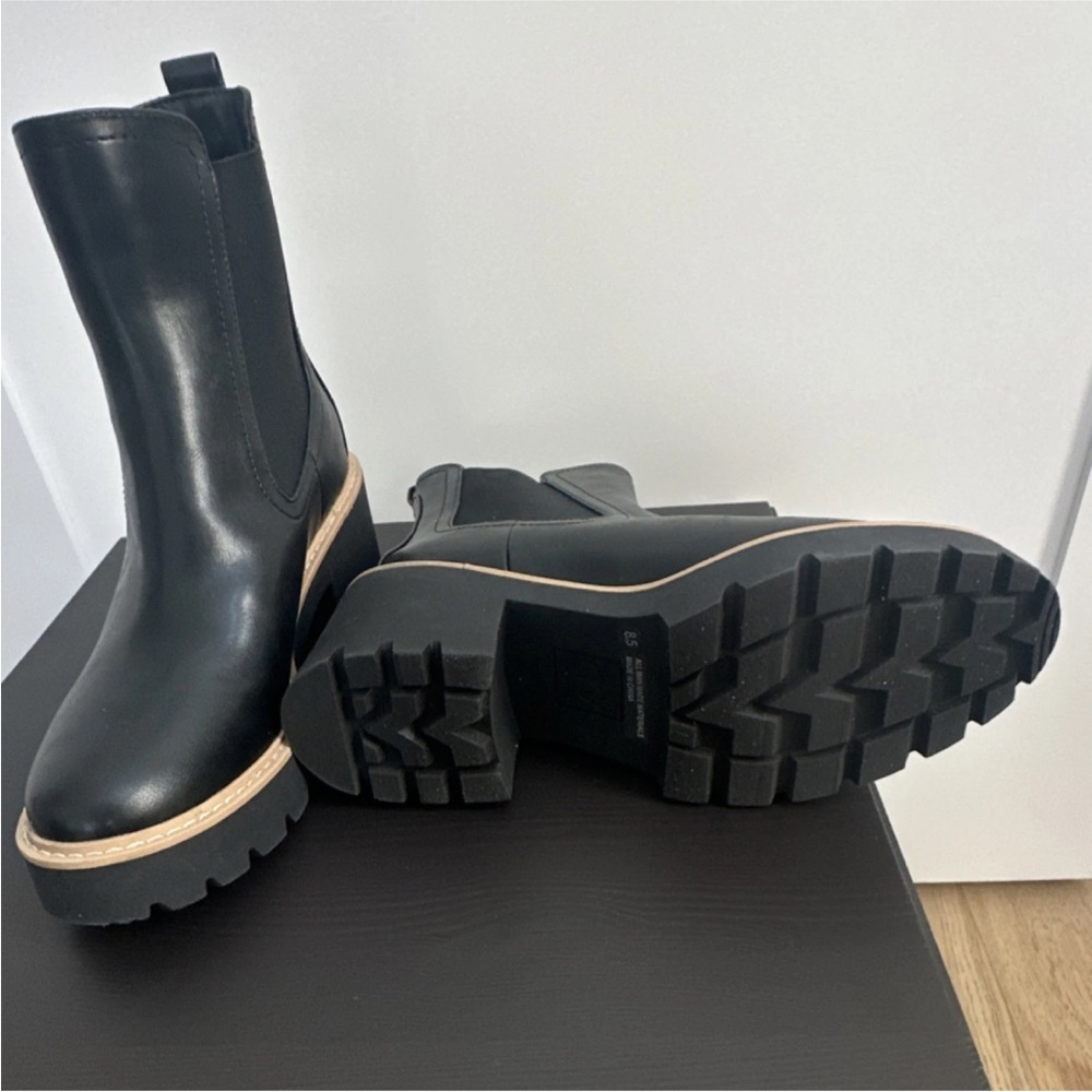 DV by Dolce Vita Black Ankle Boots with Tan Sole - Picture 3 of 6